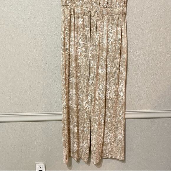 Juicy Couture Sleeveless Python Print Cinched Waist Jumpsuit Womens S Casual - Picture 7 of 12
